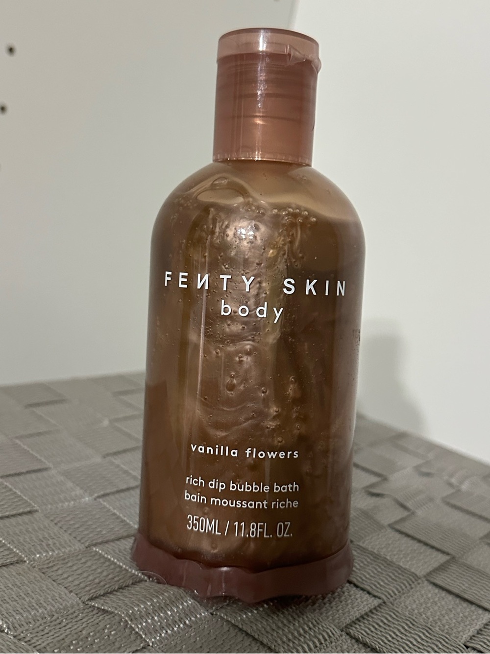 🆕 Fenty Skin Body beauty Rich Dip Bubble Bath ✨unused sealed✨ 🍦vanilla flowers🌺🌸